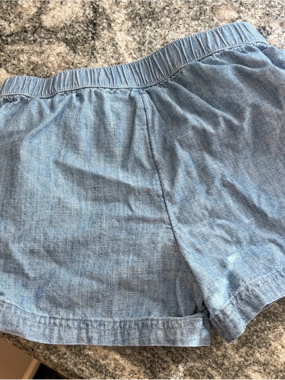 Vineyard Vines Light Blue Chambray Elastic Waist Kids Shorts - Picture 2 of 4